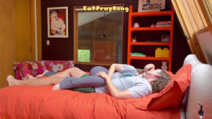Eat Pray Dong's Pussy Gets A Creamy Finish