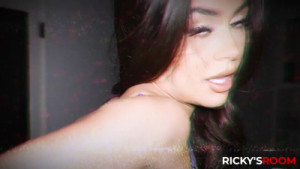 Martina Smeraldi Gets Nailed By Ricky Johnson's BBC