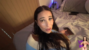 MILF Lahlah84 Gives A Sloppy Blowjob