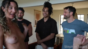 StephinSpace And Her Friends Take Turns In A BJ Contest