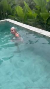 Rusitaok Enjoys A BWC In The Pool
